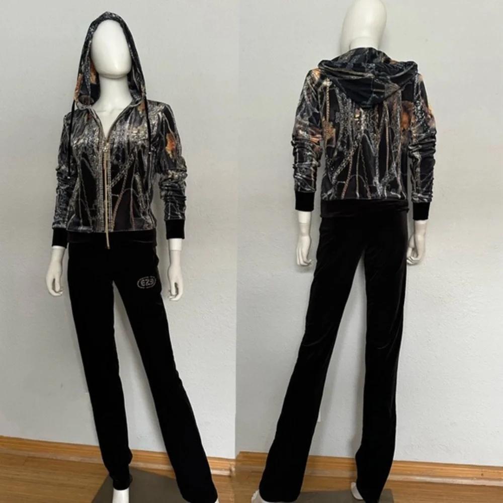 NWT WOMEN VELOUR TRACKSUIT 2 PC SET JACKET/BLACK‎ PANTS HOODED ZIPPED LOUNGEWEAR